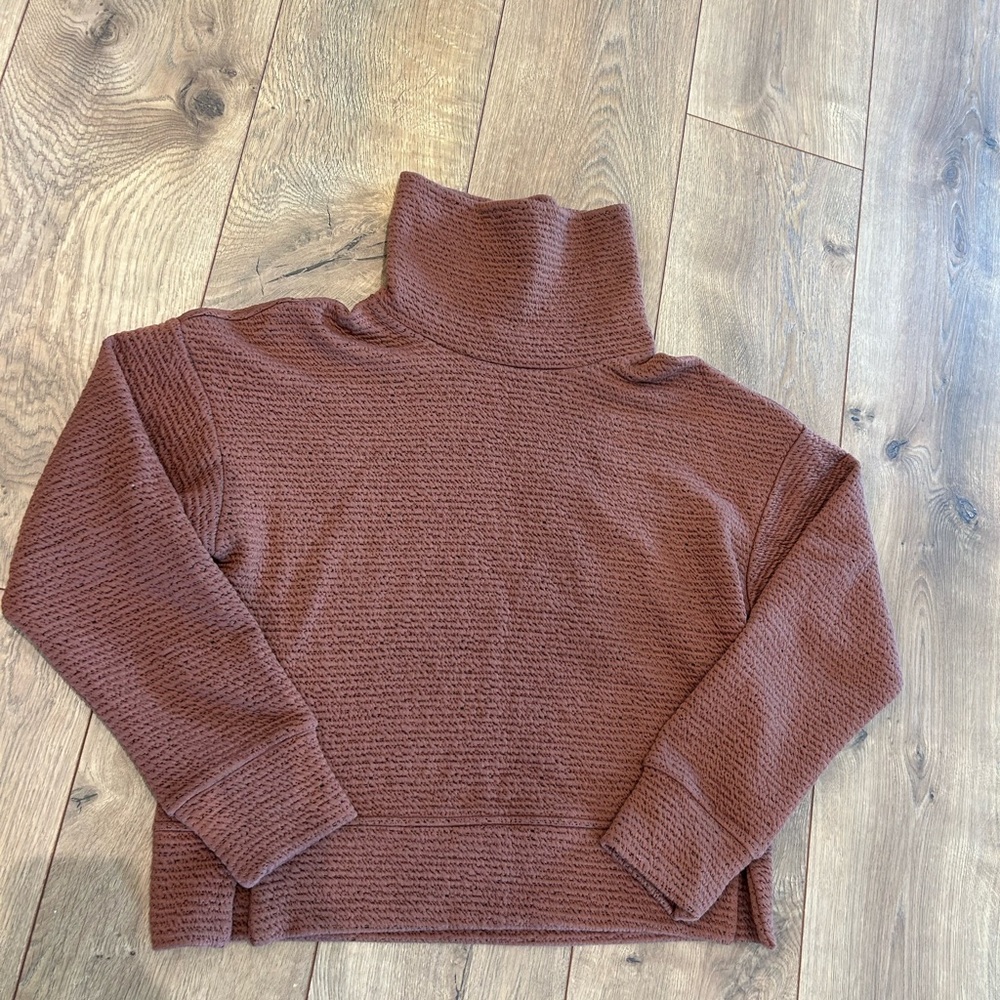Calia by Carrie Underwood Funnel Neck Crop Sweater in Rocky Mountain Brown